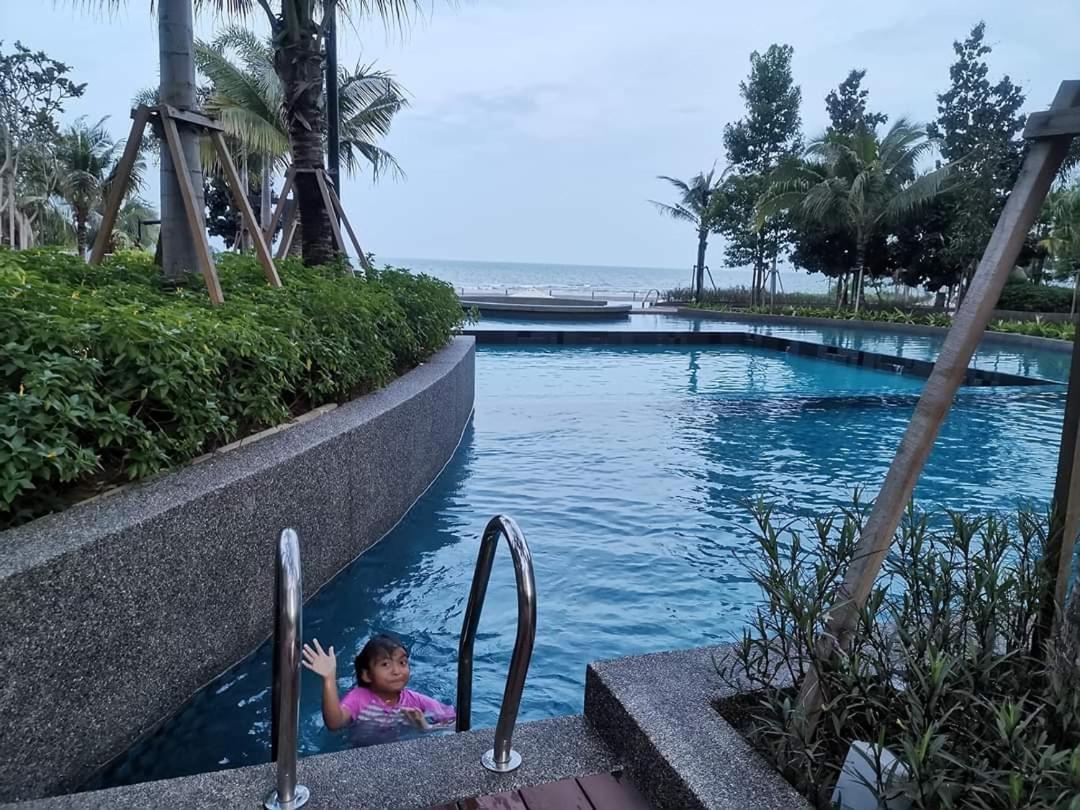 Timur Bay Sea View & Pool View 2Br Family Suite Kampung Saberang Balok 외부 사진